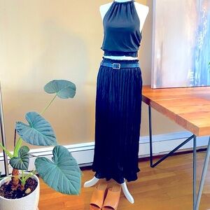 Black skirt , Top shop , Size 8